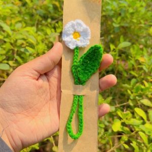 Daisy Bookmark by bloombymehz