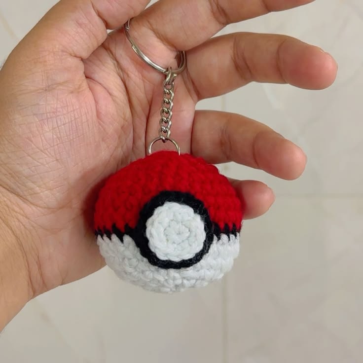 Pokeball Keychain by bloombymehz